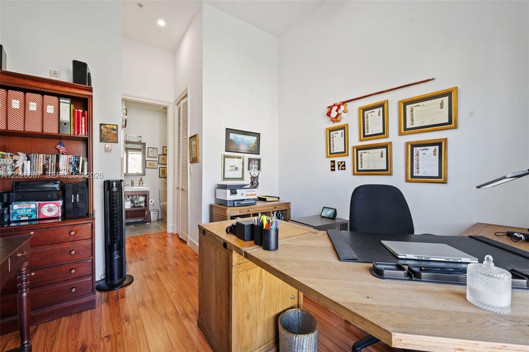 For Sale: $2,230,000 (3 beds, 3 baths, 2678 Square Feet)