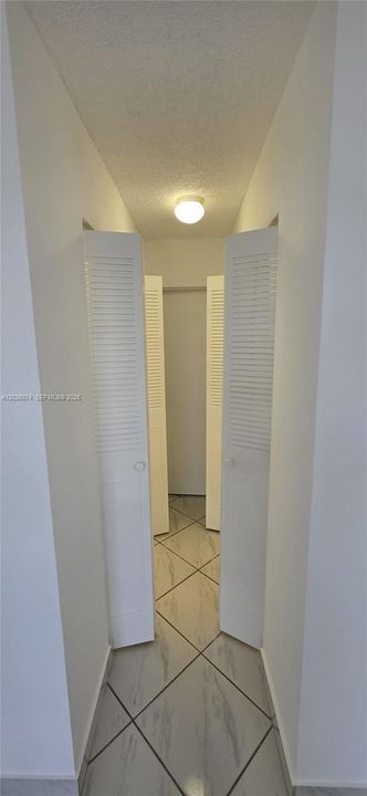 For Rent: $2,950 (2 beds, 2 baths, 1040 Square Feet)