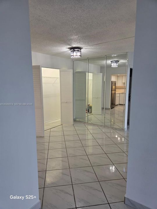For Rent: $2,950 (2 beds, 2 baths, 1040 Square Feet)