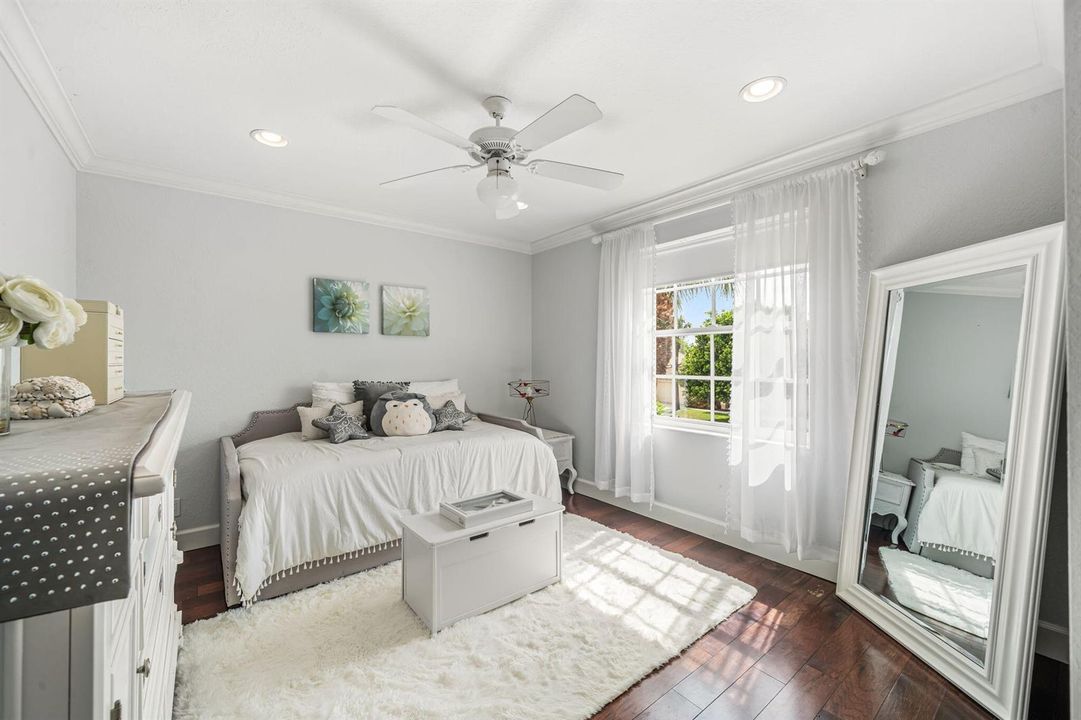Upstairs Second Bedroom
