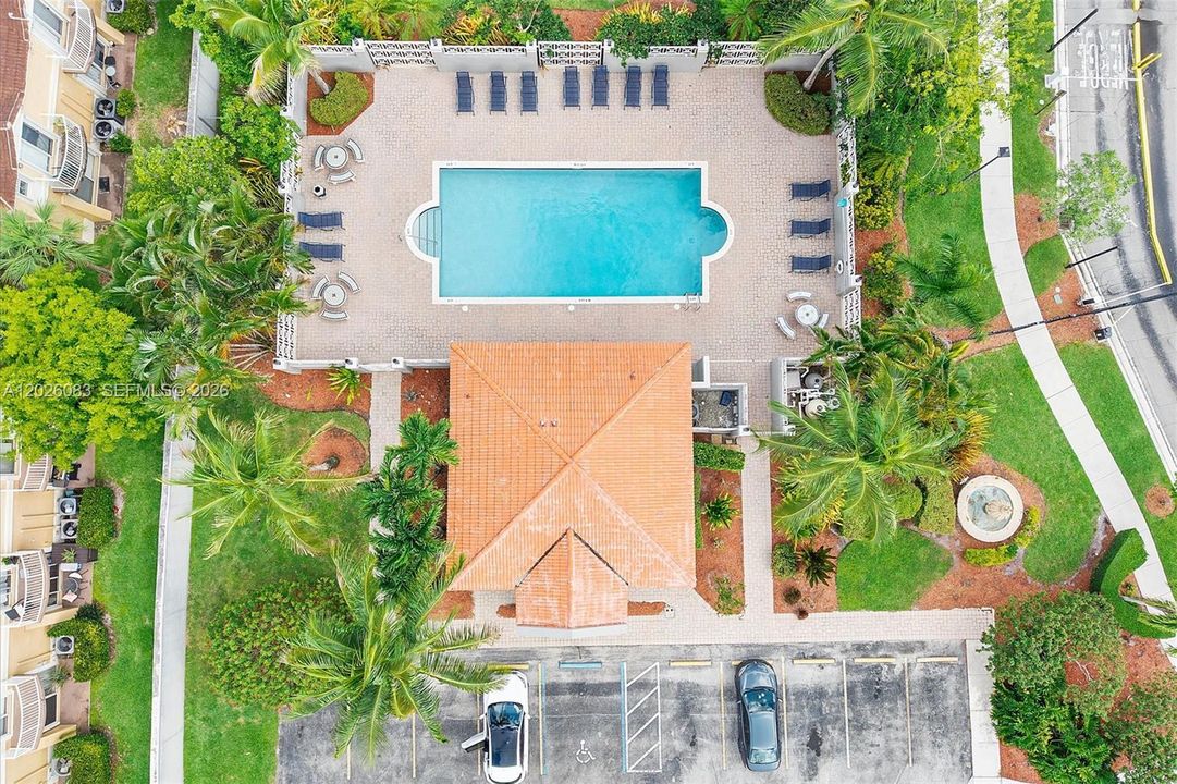 En Venta: $460,000 (2 camas, 2 baños, 1313 Pies cuadrados)