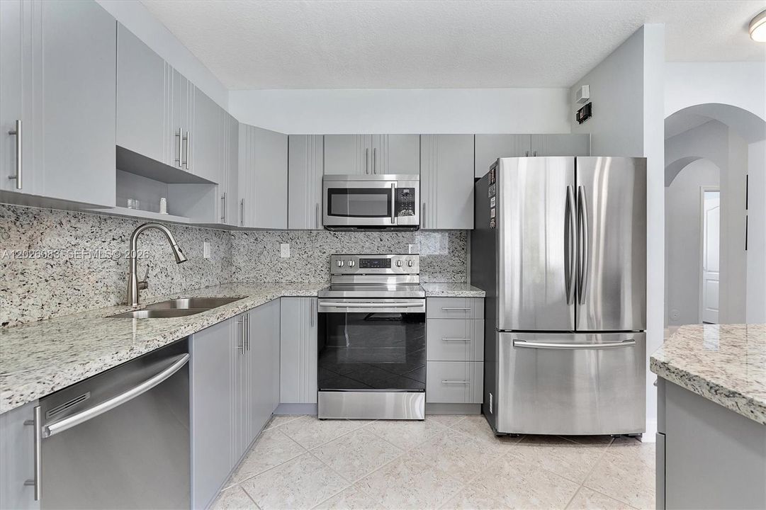 En Venta: $460,000 (2 camas, 2 baños, 1313 Pies cuadrados)