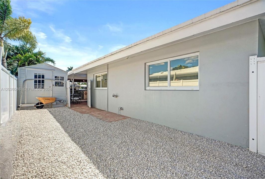For Rent: $6,999 (3 beds, 2 baths, 1481 Square Feet)