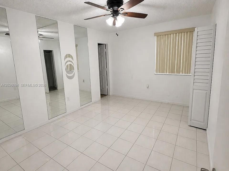 En Renta: $3,000 (3 camas, 2 baños, 1275 Pies cuadrados)