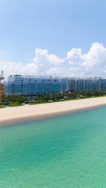 For Sale: $31,500,000 (4 beds, 5 baths, 4640 Square Feet)
