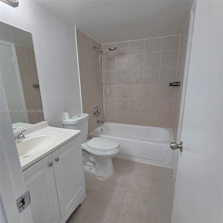 В аренду: $1,875 (1 спален, 1 ванн, 813 Квадратных фут)