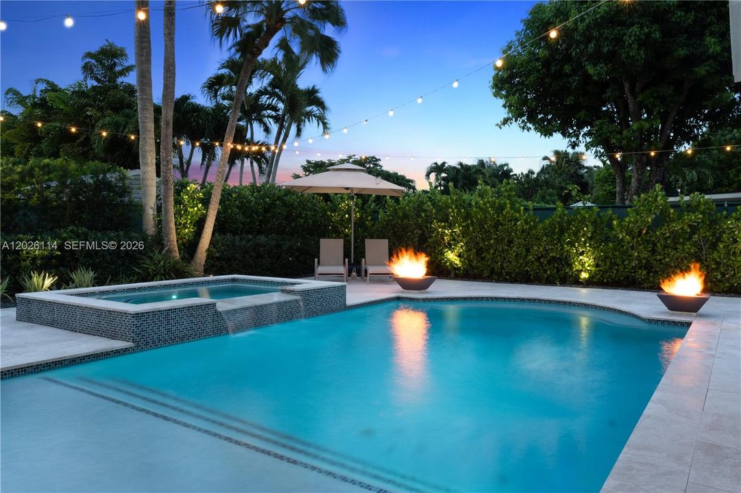 For Sale: $1,490,000 (4 beds, 2 baths, 2385 Square Feet)