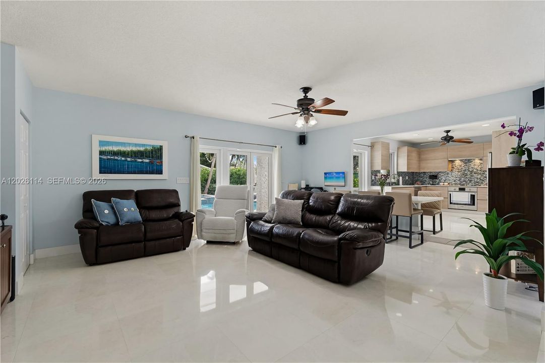 For Sale: $1,490,000 (4 beds, 2 baths, 2385 Square Feet)