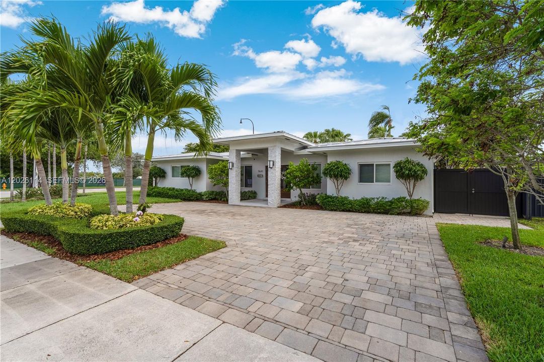 For Sale: $1,490,000 (4 beds, 2 baths, 2385 Square Feet)