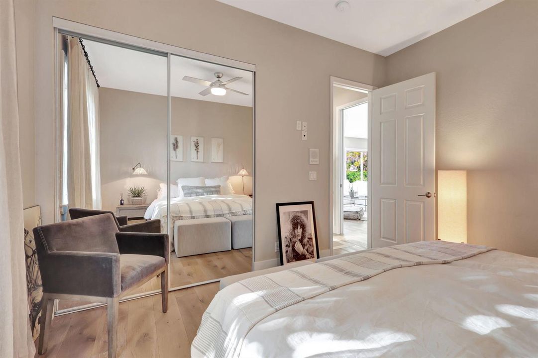 24-web-or-mls-11615Paradise_111