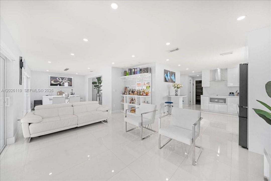 В аренду: $4,800 (4 спален, 3 ванн, 2473 Квадратных фут)