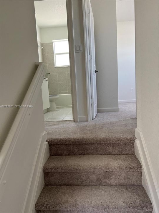 For Rent: $3,850 (4 beds, 2 baths, 1983 Square Feet)