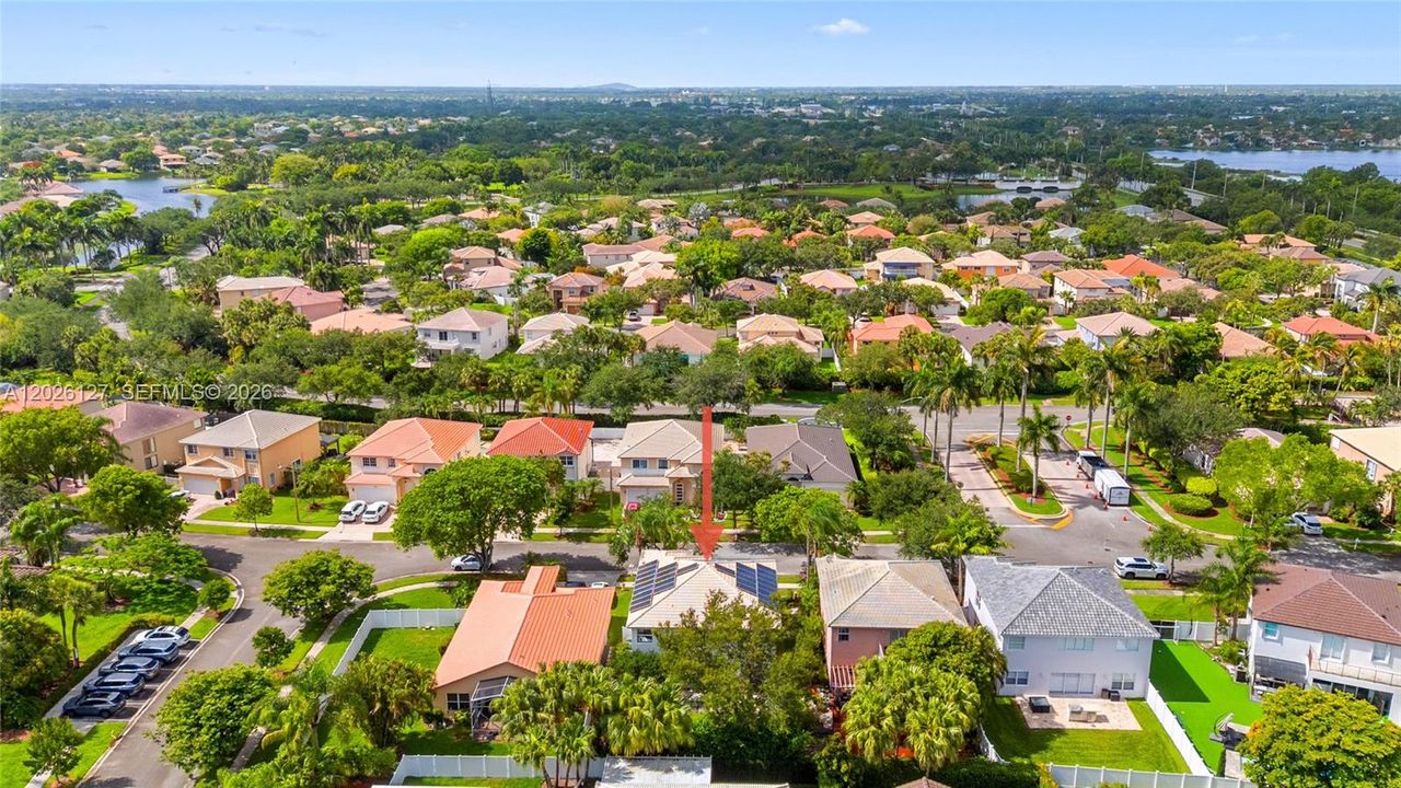 For Sale: $870,000 (4 beds, 3 baths, 2709 Square Feet)