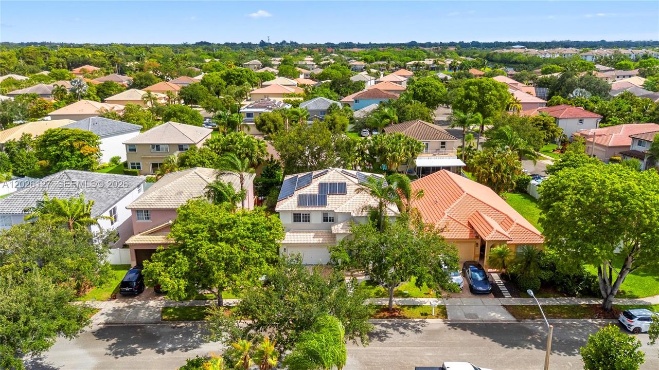 For Sale: $870,000 (4 beds, 3 baths, 2709 Square Feet)
