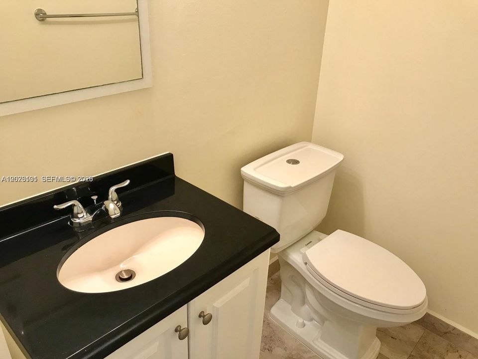 В аренду: $1,900 (1 спален, 1 ванн, 778 Квадратных фут)