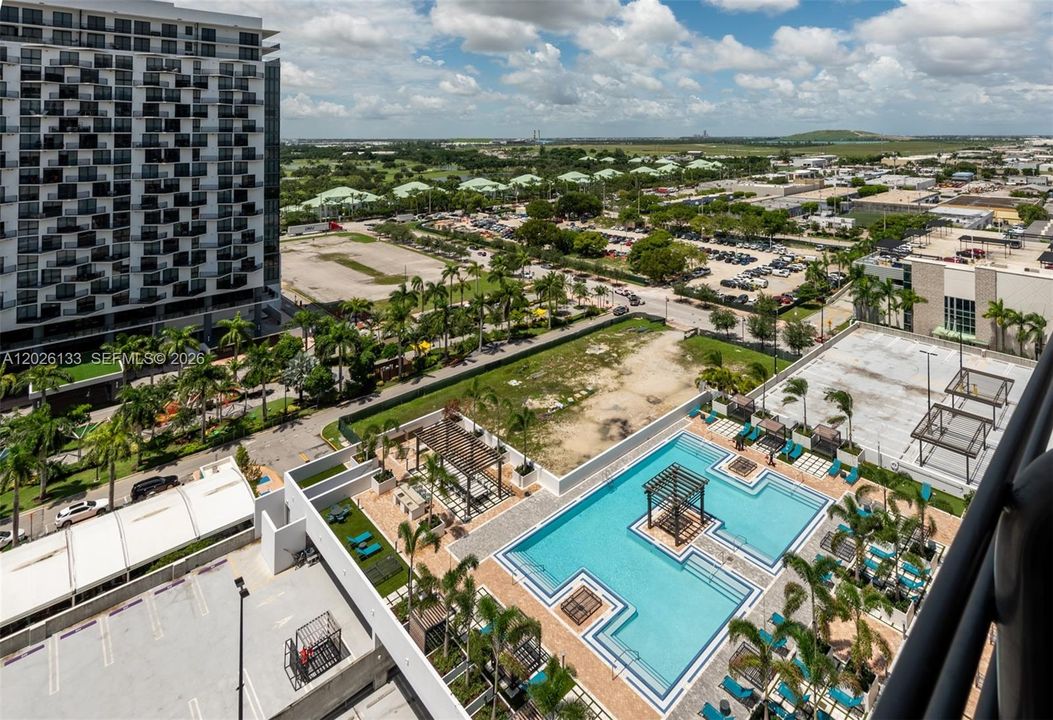 For Rent: $3,800 (1 beds, 1 baths, 1106 Square Feet)