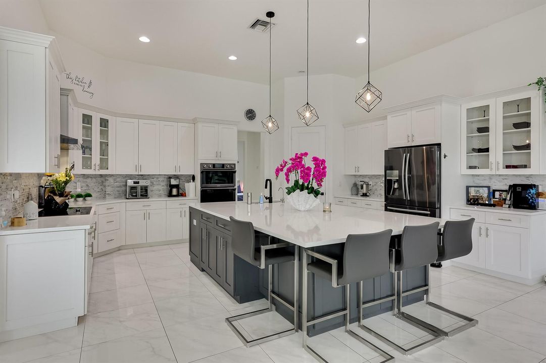 Kitchen 4