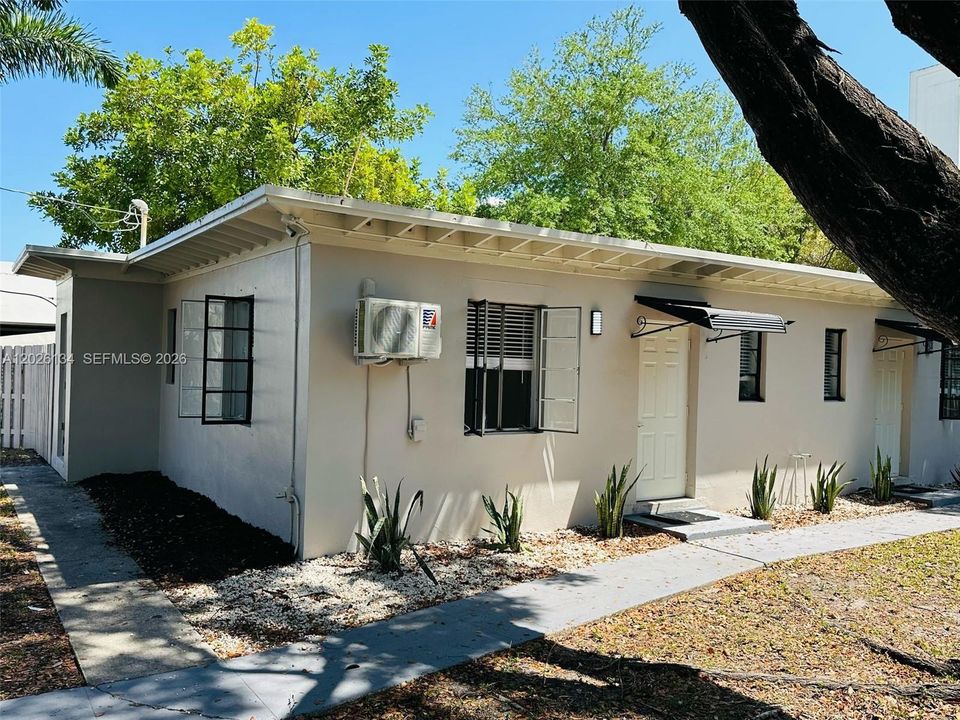 For Rent: $1,750 (1 beds, 1 baths, 550 Square Feet)