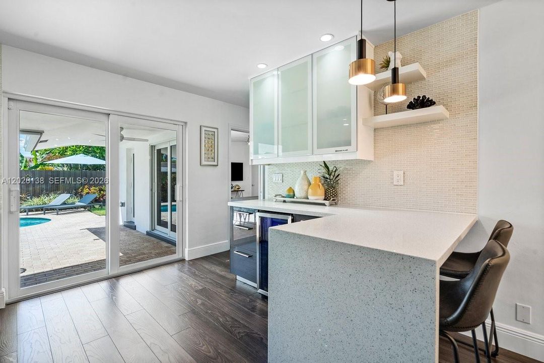 For Rent: $6,000 (3 beds, 2 baths, 1730 Square Feet)