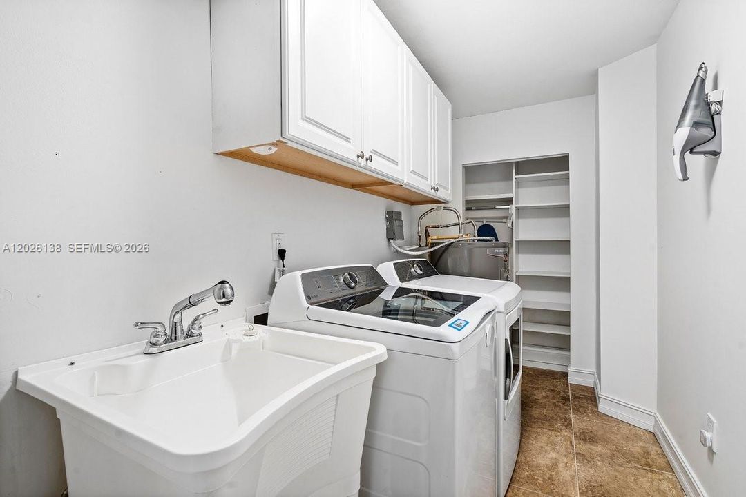 For Rent: $6,000 (3 beds, 2 baths, 1730 Square Feet)