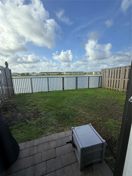 En Venta: $520,000 (3 camas, 2 baños, 1832 Pies cuadrados)