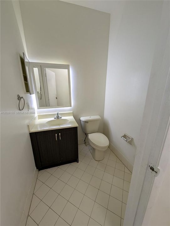 En Renta: $4,600 (3 camas, 2 baños, 1836 Pies cuadrados)