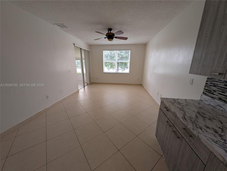 En Renta: $4,600 (3 camas, 2 baños, 1836 Pies cuadrados)