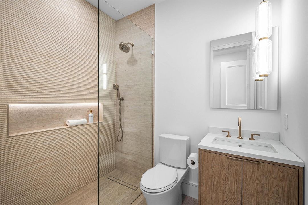 042-7028MandarinDrive-BocaRaton-FL-33433