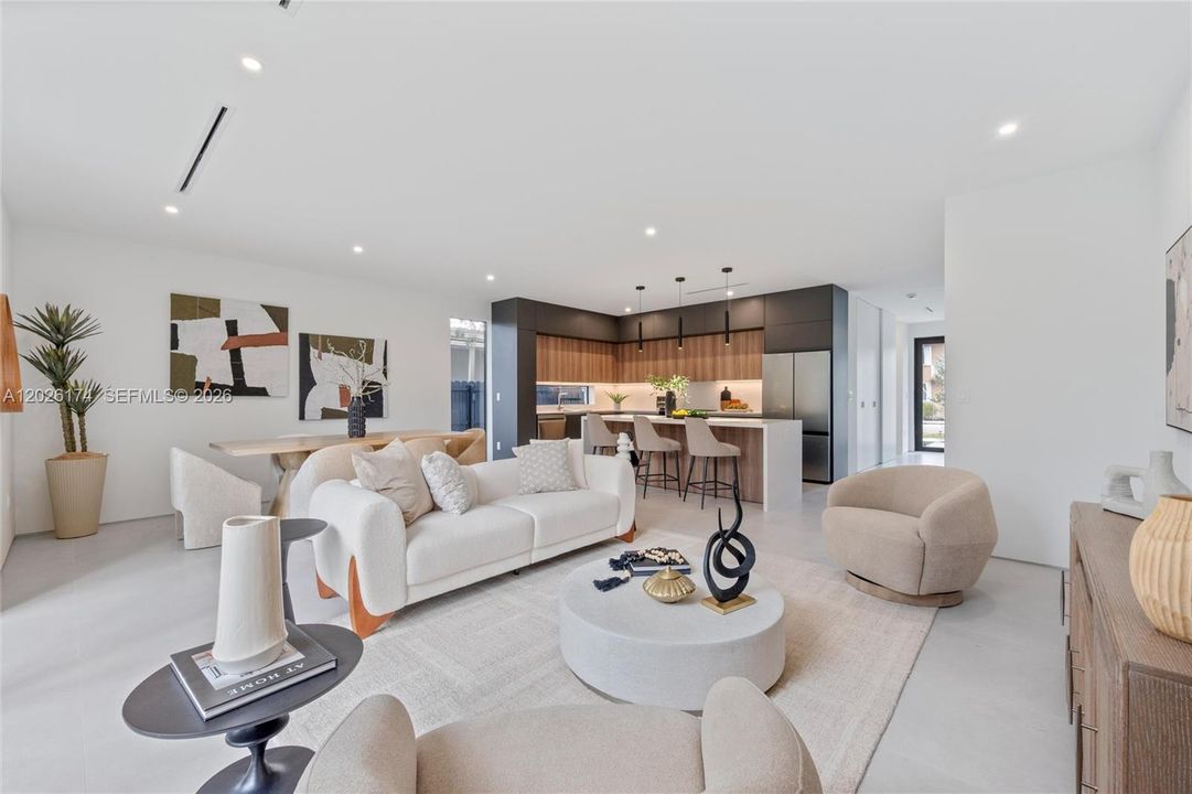 En Venta: $1,095,000 (3 camas, 3 baños, 1691 Pies cuadrados)