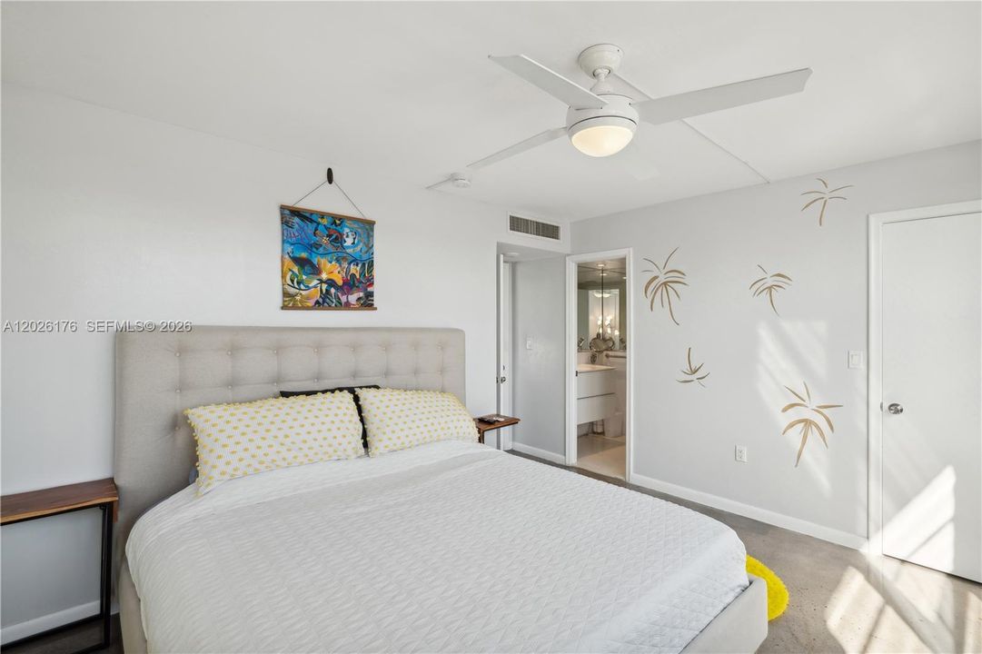 For Rent: $3,500 (2 beds, 2 baths, 1266 Square Feet)