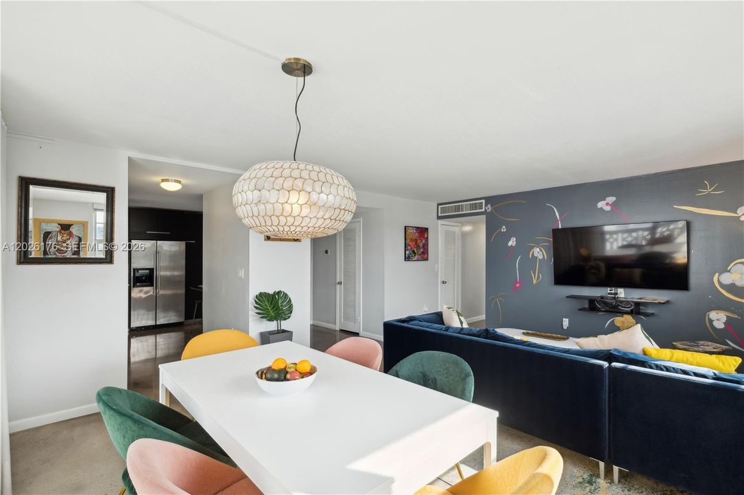 For Rent: $3,500 (2 beds, 2 baths, 1266 Square Feet)