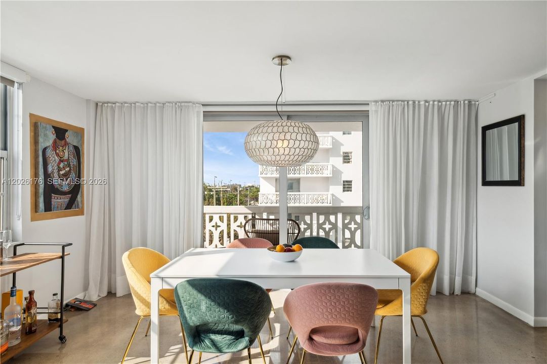 For Rent: $3,500 (2 beds, 2 baths, 1266 Square Feet)