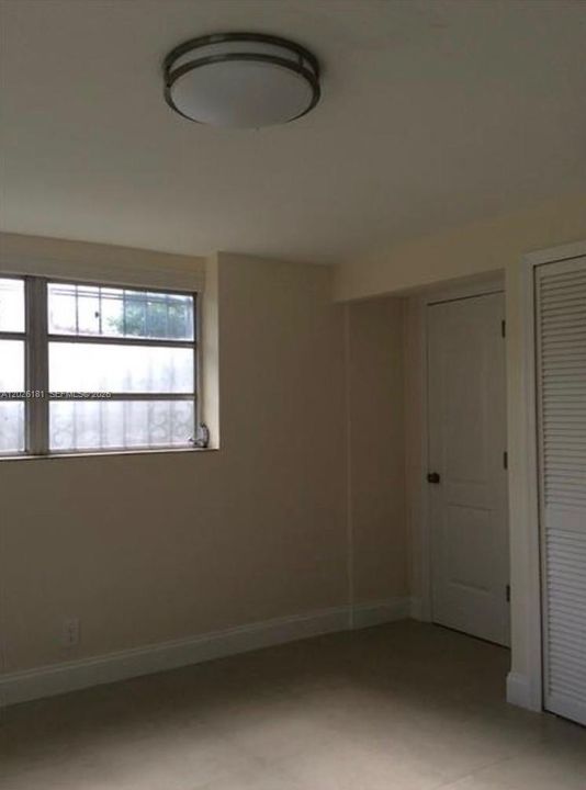For Sale: $650,000 (3 beds, 2 baths, 1624 Square Feet)