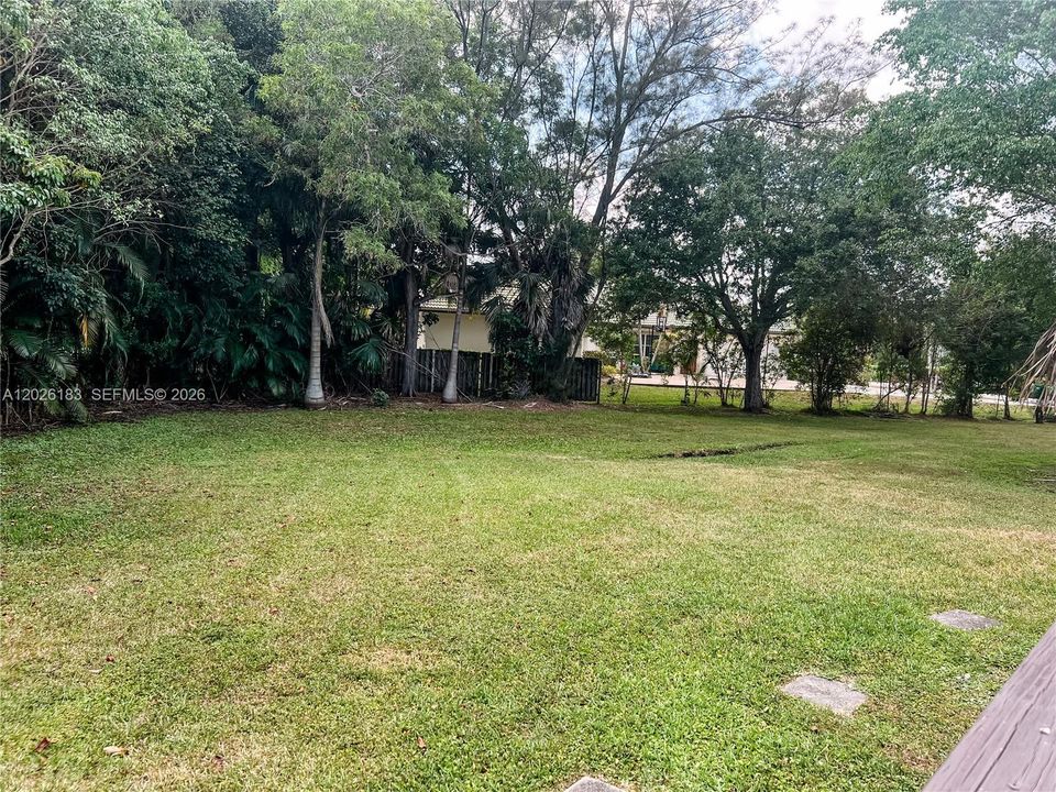 For Sale: $1,175,000 (4 beds, 3 baths, 2724 Square Feet)