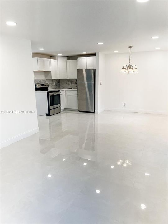For Sale: $1,175,000 (4 beds, 3 baths, 2724 Square Feet)