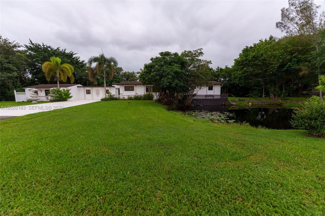 For Sale: $1,175,000 (4 beds, 3 baths, 2724 Square Feet)