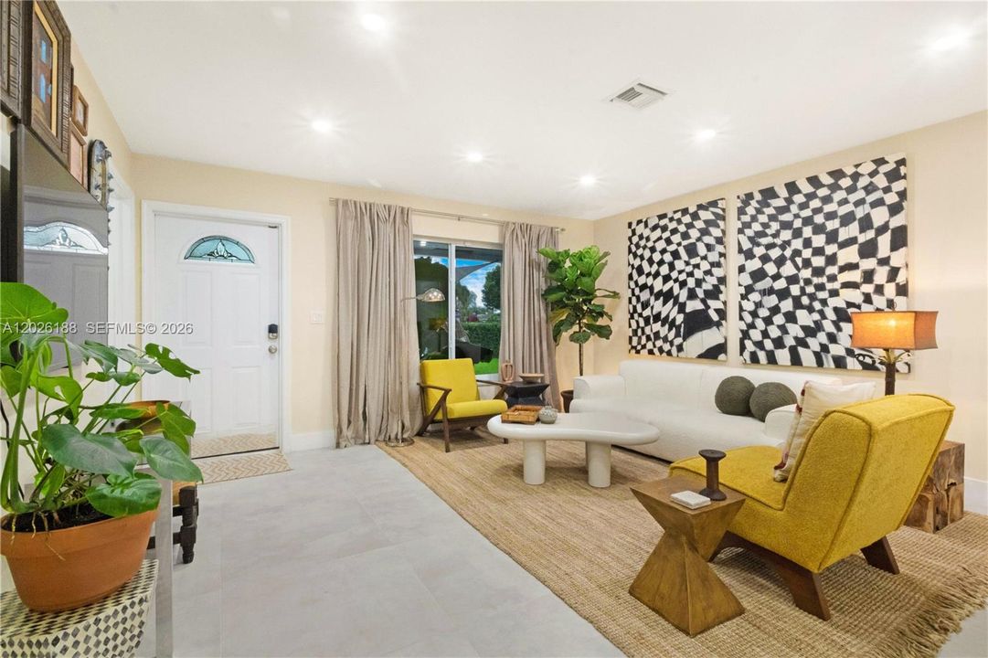 For Rent: $5,000 (4 beds, 3 baths, 1614 Square Feet)
