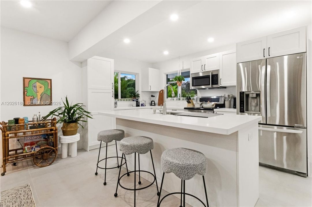 For Rent: $5,000 (4 beds, 3 baths, 1614 Square Feet)