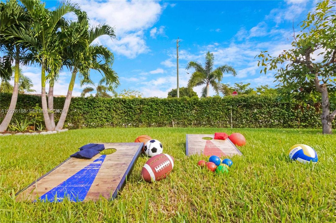For Rent: $5,000 (4 beds, 3 baths, 1614 Square Feet)