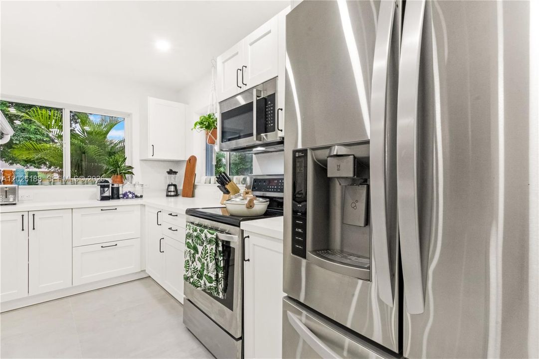 For Rent: $5,000 (4 beds, 3 baths, 1614 Square Feet)