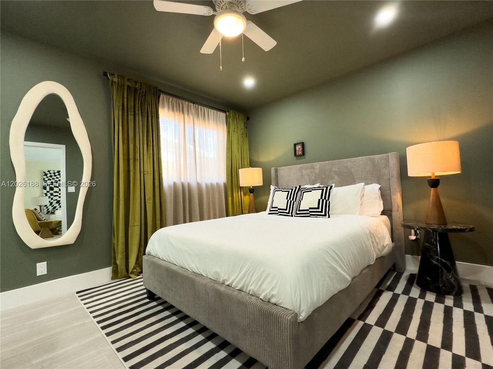 For Rent: $5,000 (4 beds, 3 baths, 1614 Square Feet)