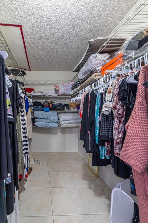 Master Suite Walk-in Closet
