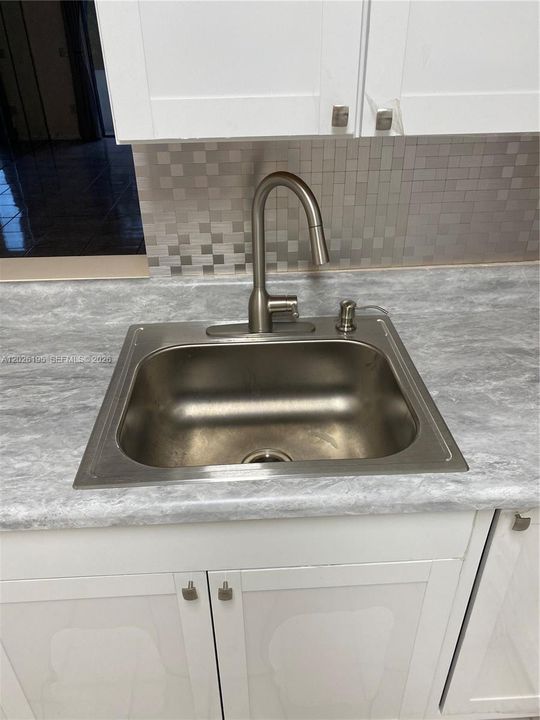 For Rent: $2,500 (2 beds, 2 baths, 1259 Square Feet)