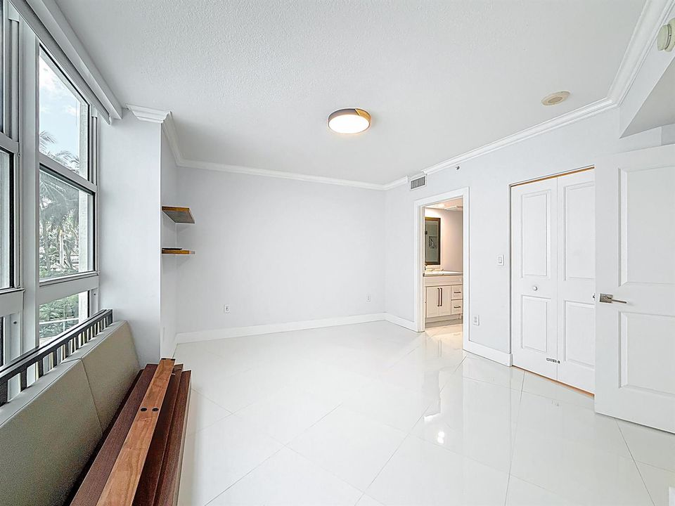 347 N New River Drive E #706-37