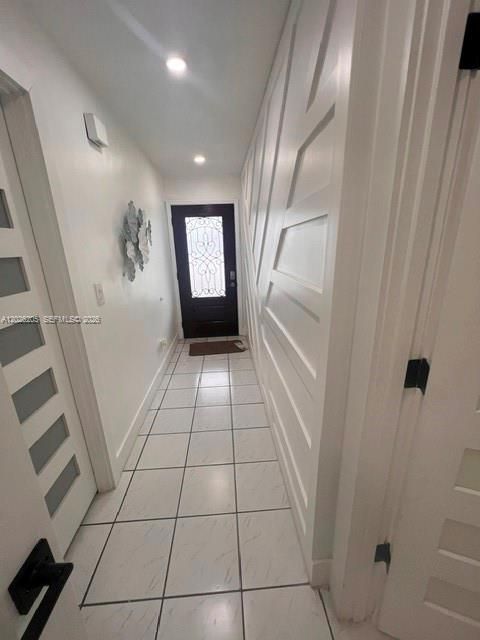 В аренду: $2,700 (3 спален, 1 ванн, 2940 Квадратных фут)