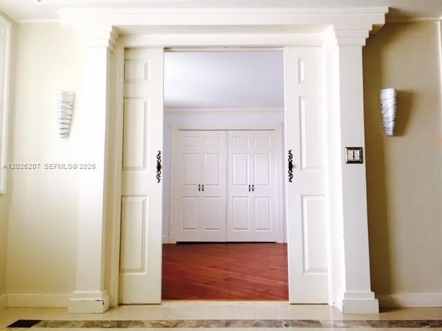В аренду: $1,750 (2 спален, 1 ванн, 830 Квадратных фут)