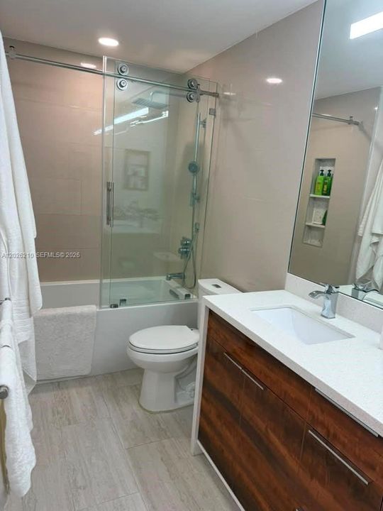 For Rent: $4,500 (2 beds, 2 baths, 1280 Square Feet)