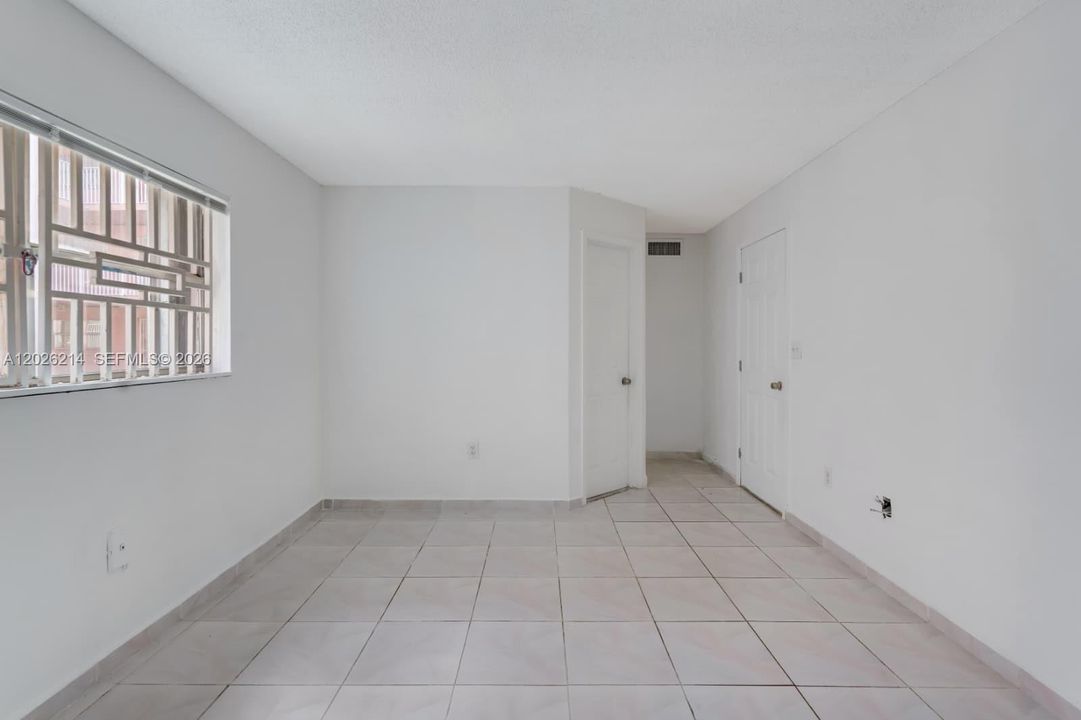 В аренду: $1,980 (2 спален, 2 ванн, 800 Квадратных фут)