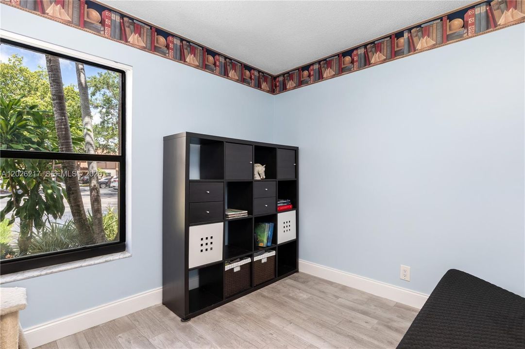 For Sale: $334,995 (3 beds, 2 baths, 1444 Square Feet)