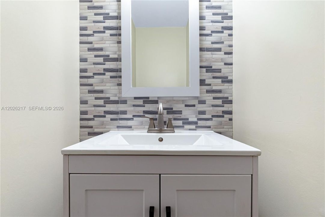 For Sale: $334,995 (3 beds, 2 baths, 1444 Square Feet)
